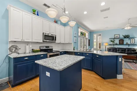 1024 Banks Rose Street Celebration FL 34747