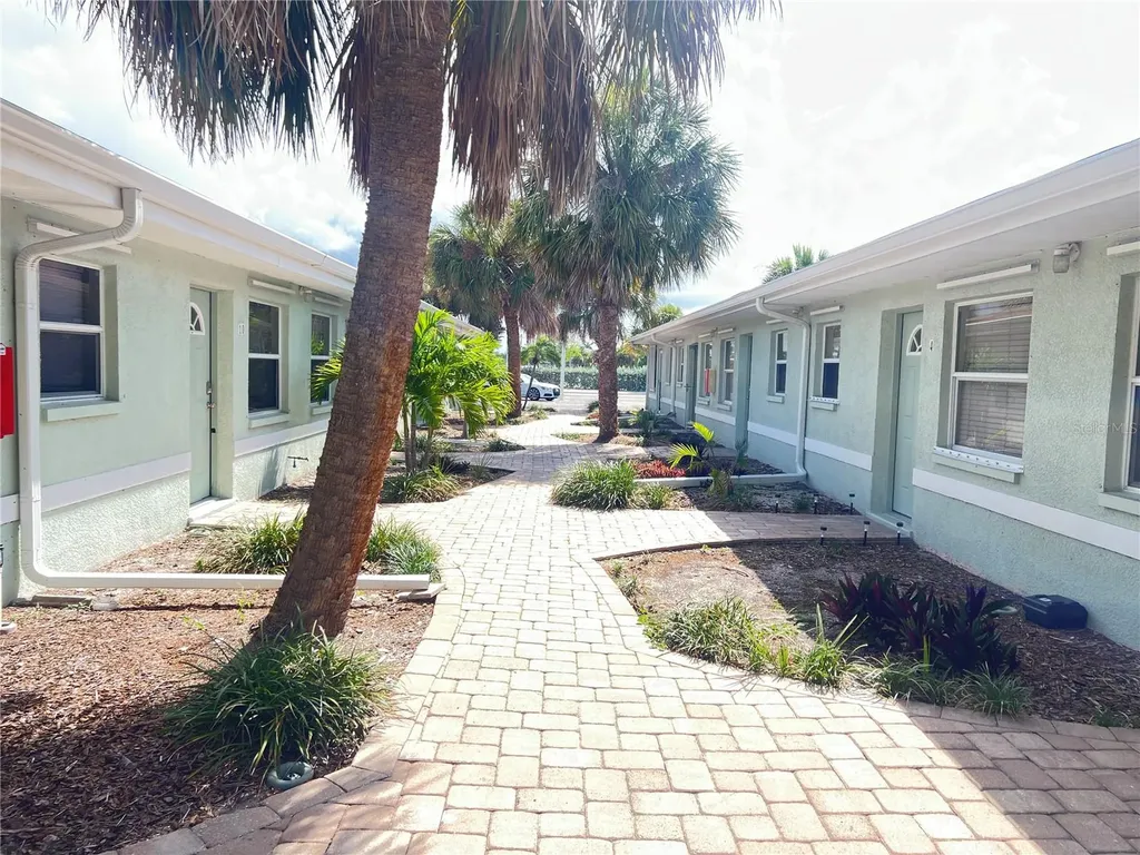 9030 Blind Pass Road St Petersburg FL 33706