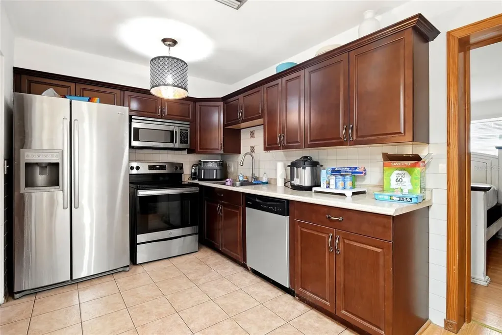 7301 8th Street N St Petersburg FL 33702