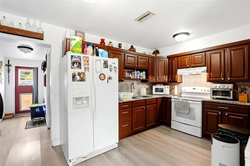 7301 8th Street N St Petersburg FL 33702