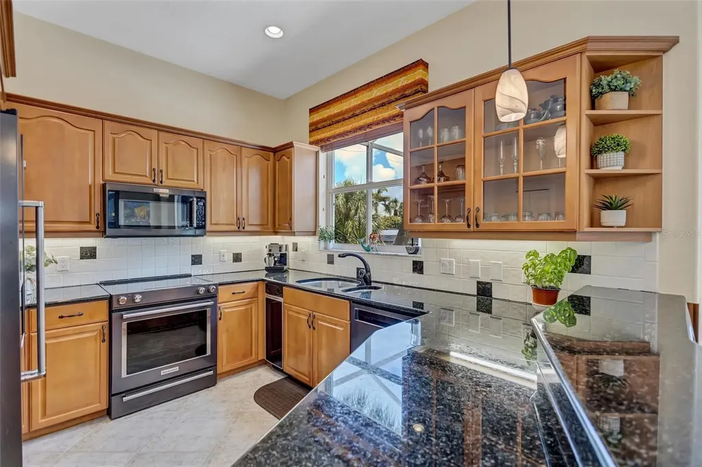 360 46th Court E Bradenton FL 34208