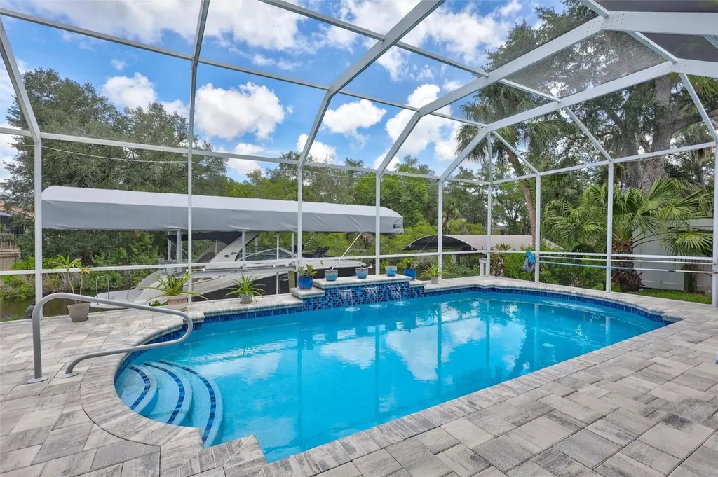 360 46th Court E Bradenton FL 34208