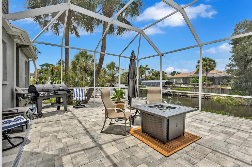 360 46th Court E Bradenton FL 34208