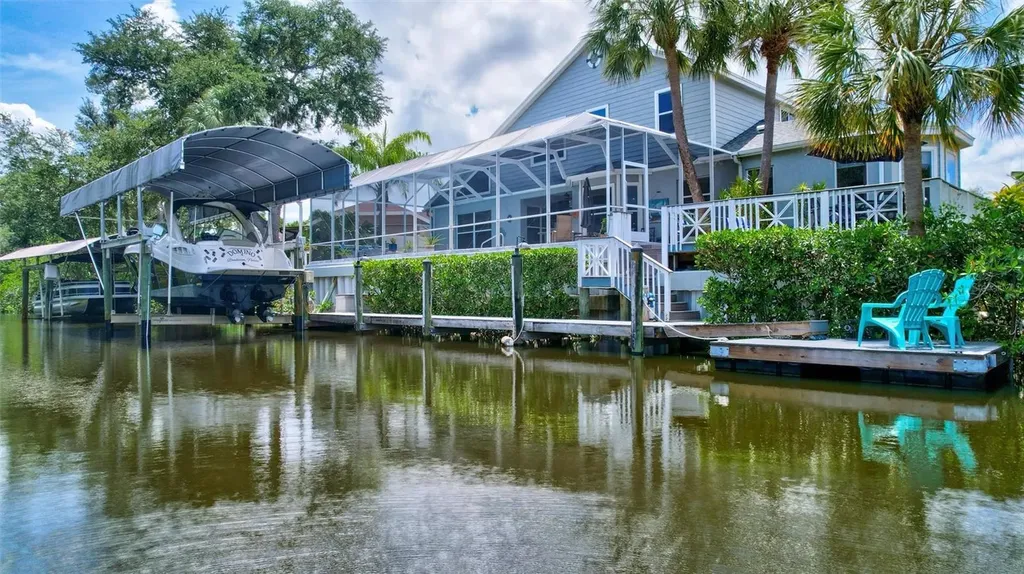 360 46th Court E Bradenton FL 34208
