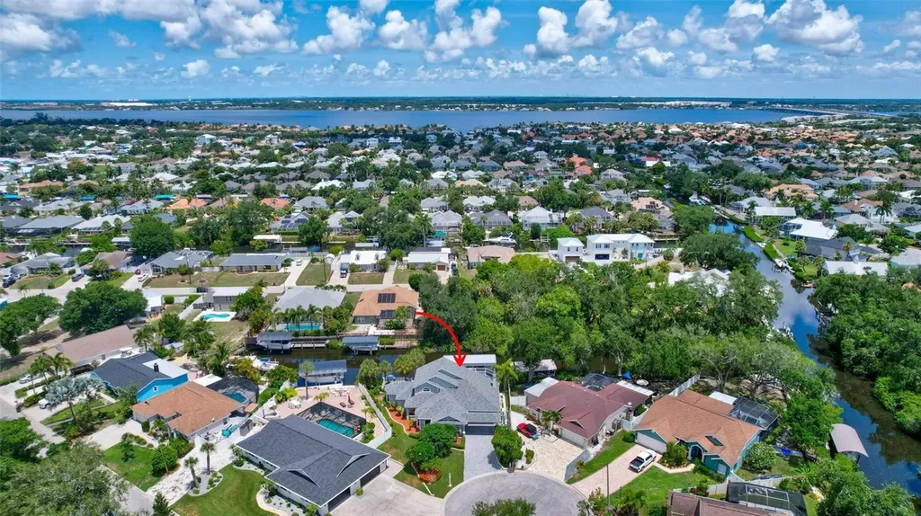 360 46th Court E Bradenton FL 34208