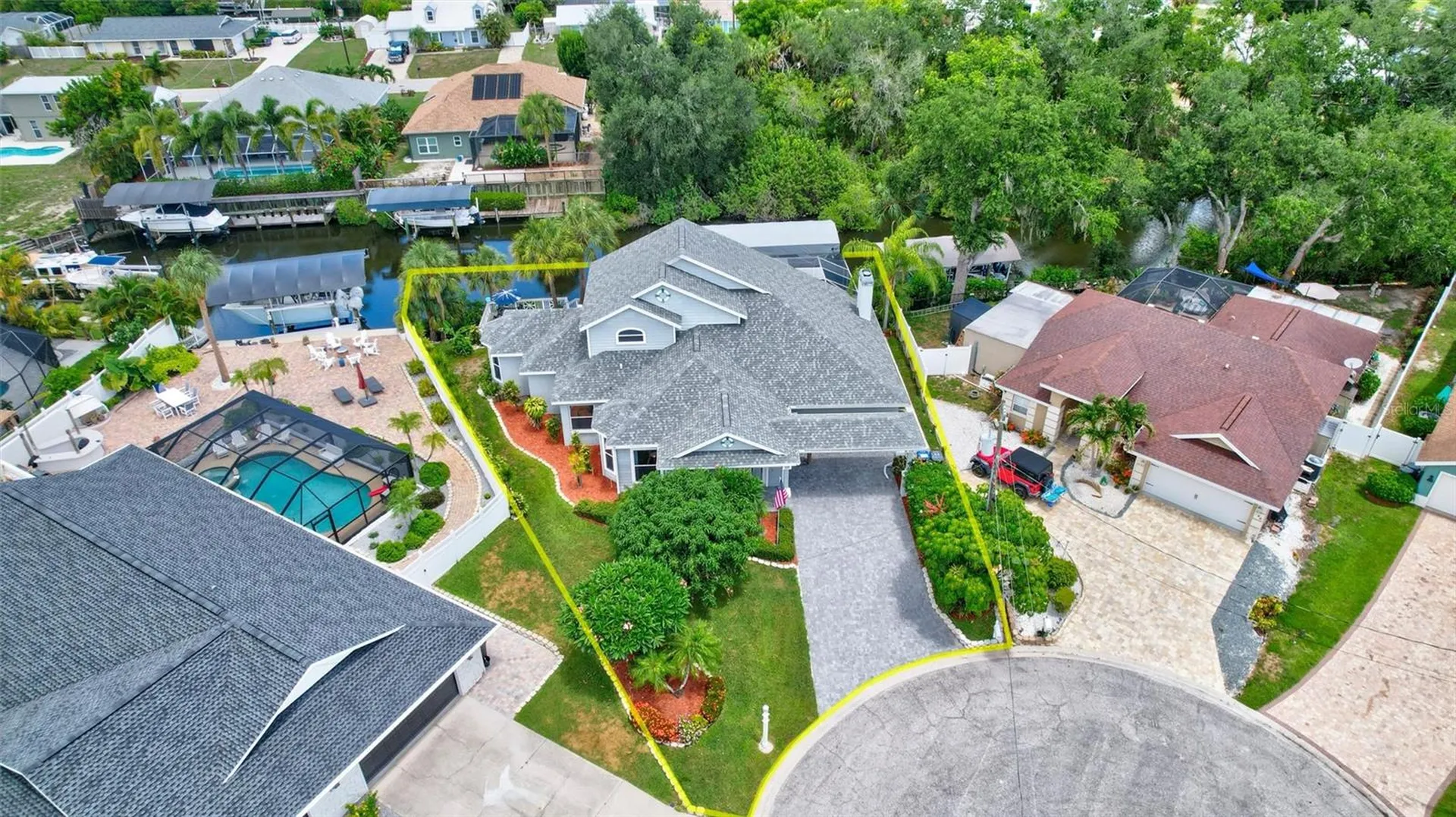 360 46th Court E Bradenton FL 34208