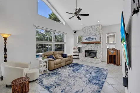 360 46th Court E Bradenton FL 34208
