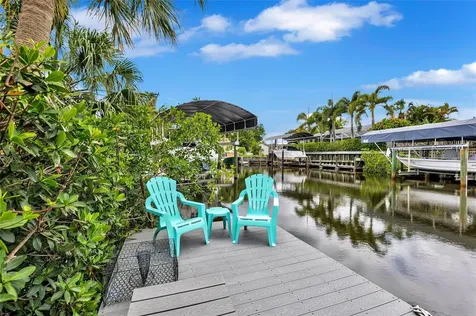 360 46th Court E Bradenton FL 34208
