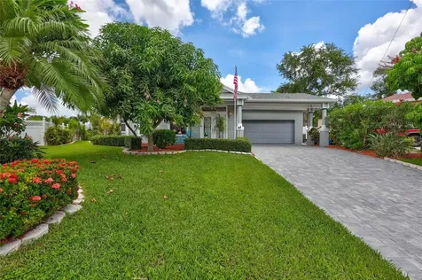 360 46th Court E Bradenton FL 34208