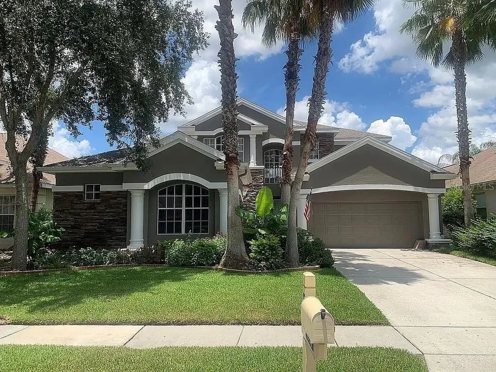 10103 Deercliff Drive Tampa FL 33647