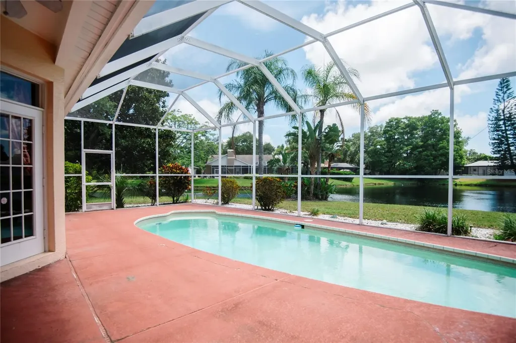 8390 Meadow Brook Drive E Seminole FL 33777