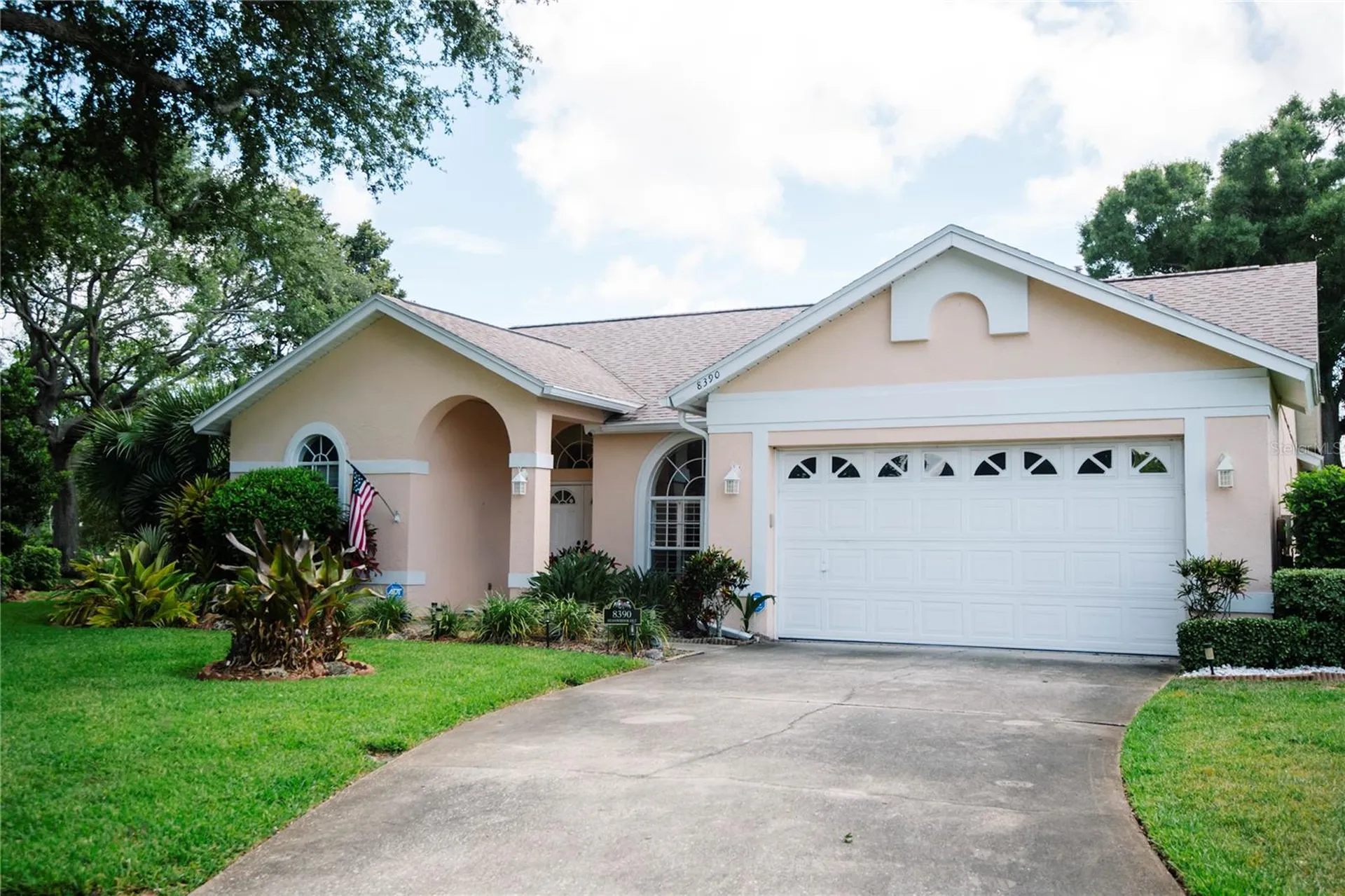 8390 Meadow Brook Drive E Seminole FL 33777