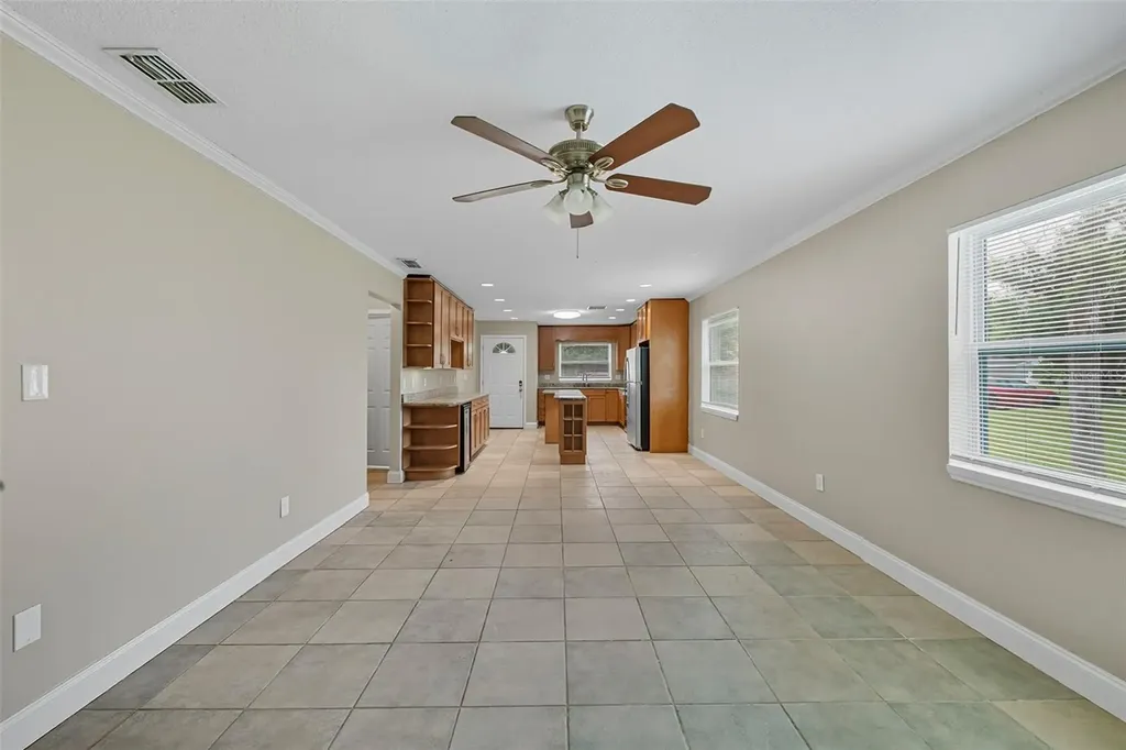 28042 Lois Drive Tavares FL 32778