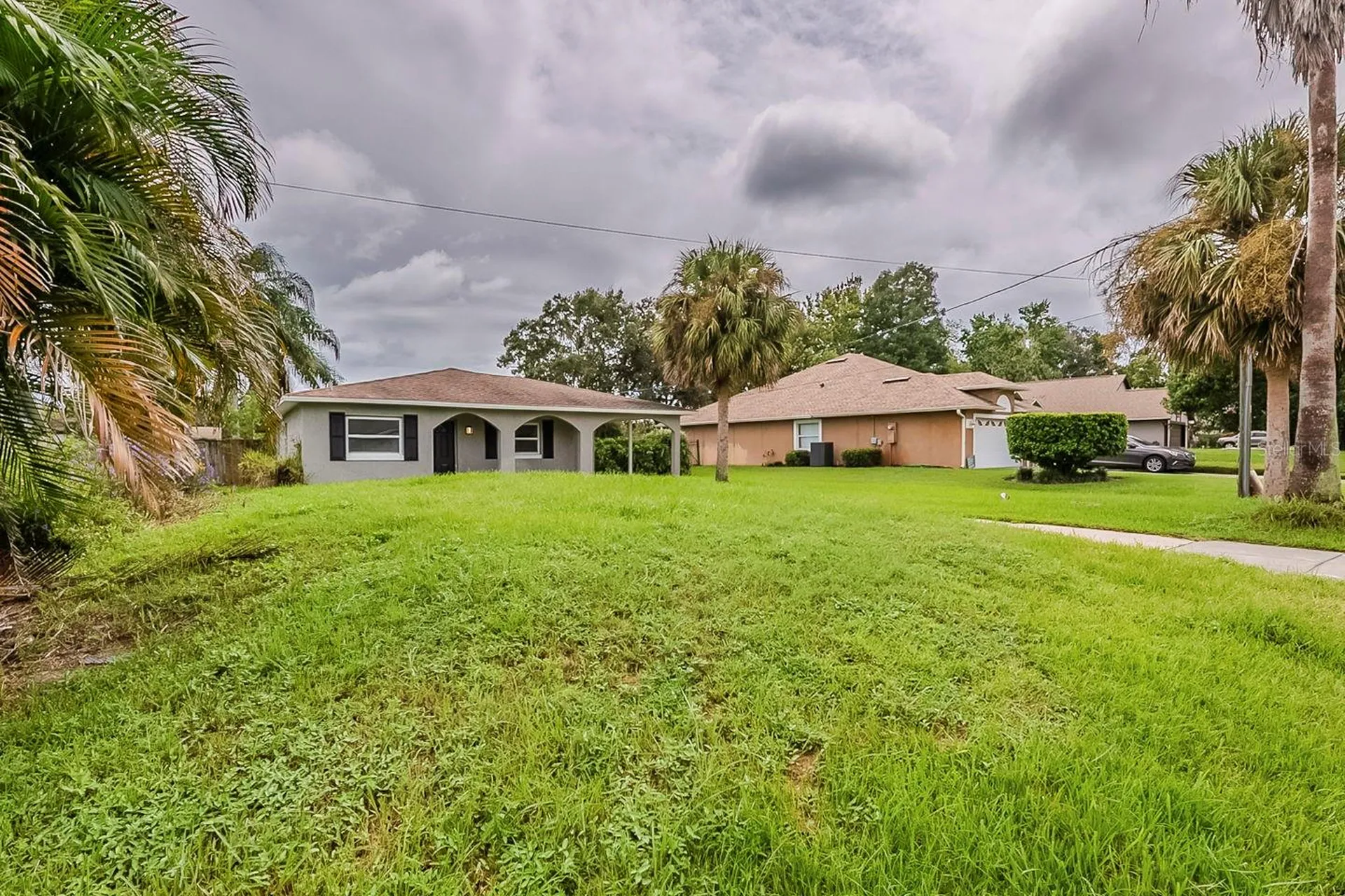 28042 Lois Drive Tavares FL 32778