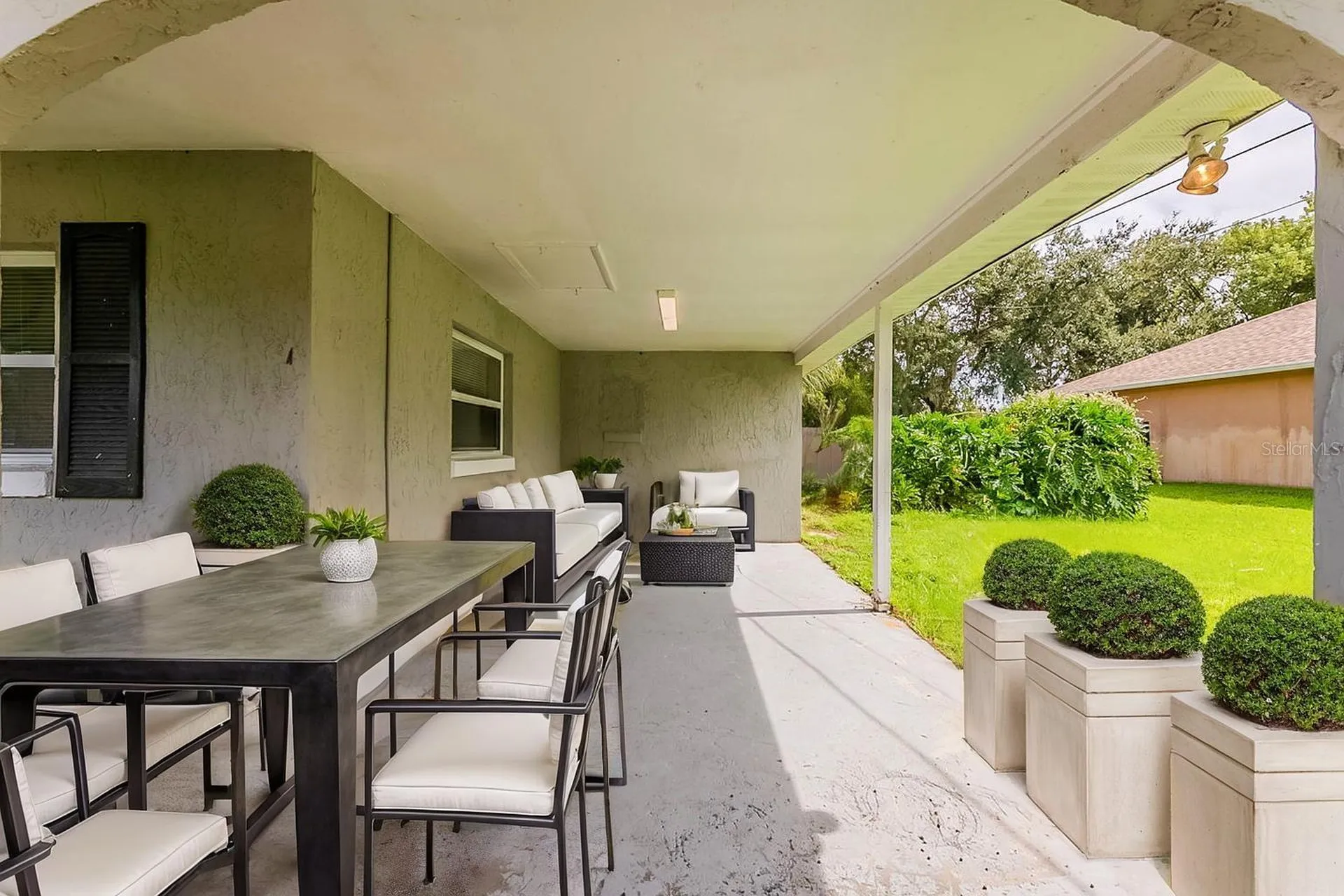 28042 Lois Drive Tavares FL 32778