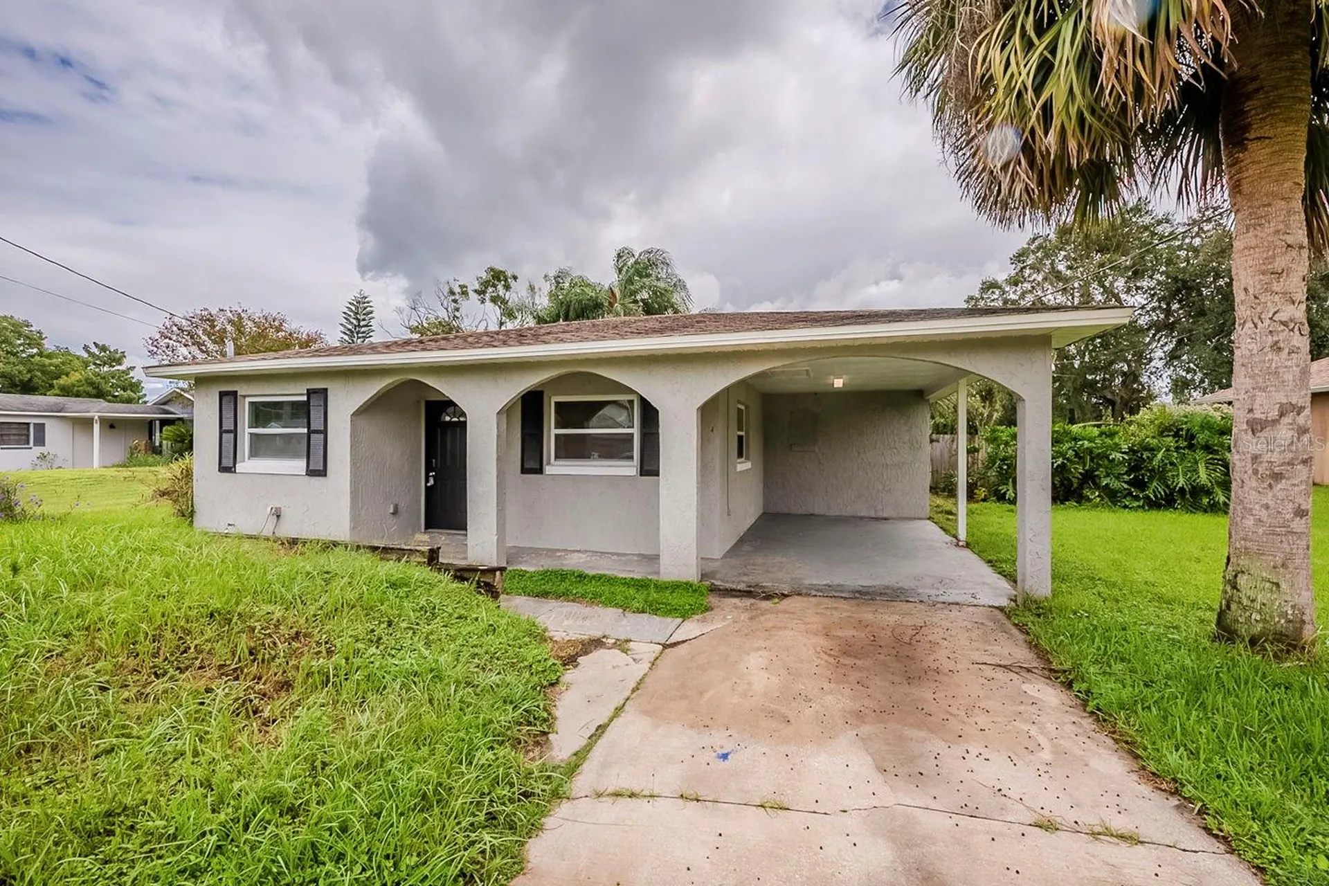 28042 Lois Drive Tavares FL 32778