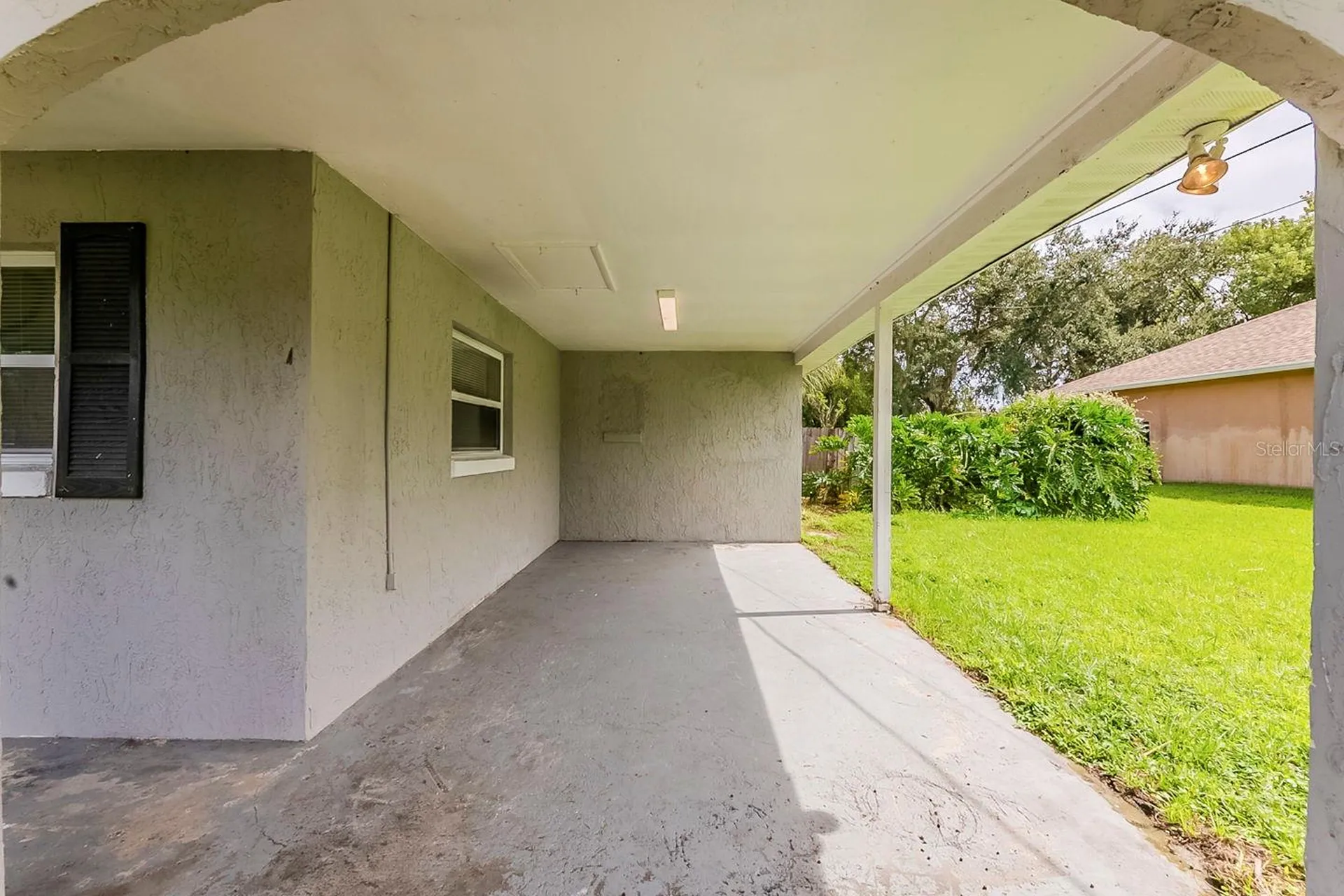 28042 Lois Drive Tavares FL 32778