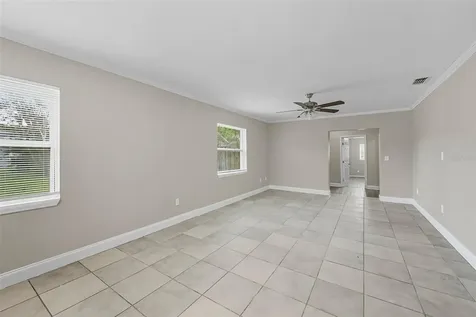 28042 Lois Drive Tavares FL 32778