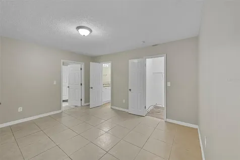 28042 Lois Drive Tavares FL 32778