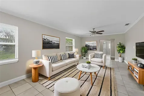 28042 Lois Drive Tavares FL 32778