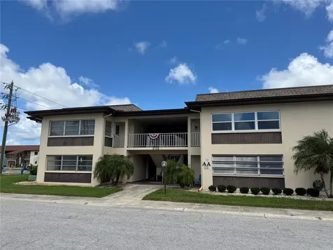 5132 Amulet Drive New Port Richey FL 34652