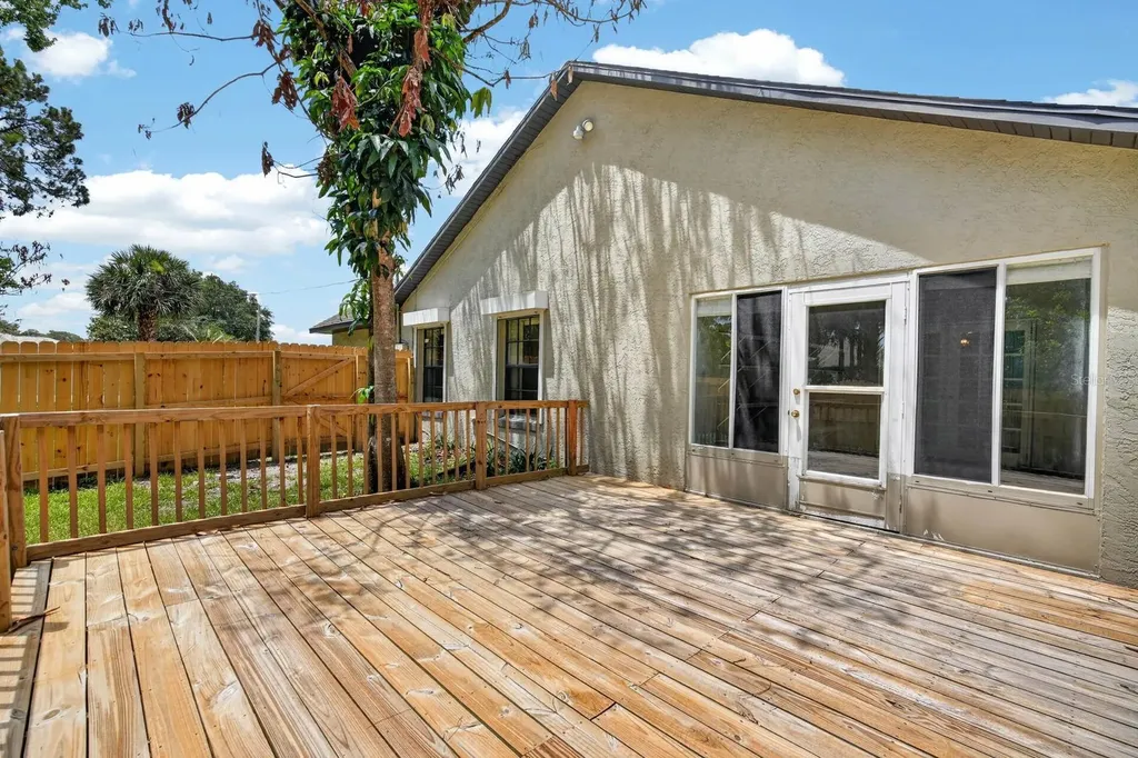 191 Roberts Road Edgewater FL 32141