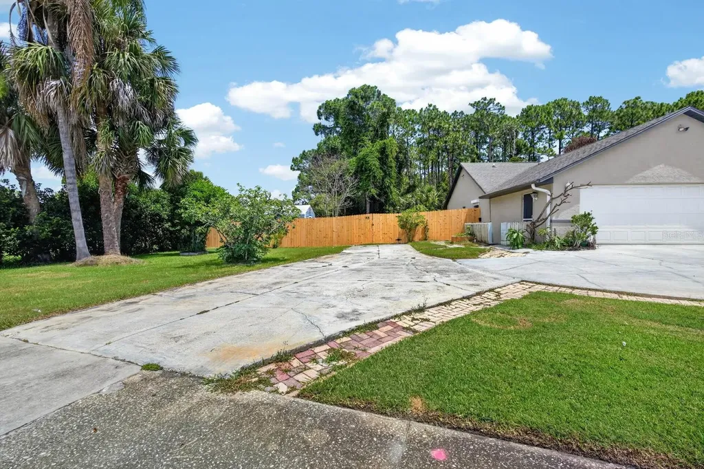 191 Roberts Road Edgewater FL 32141