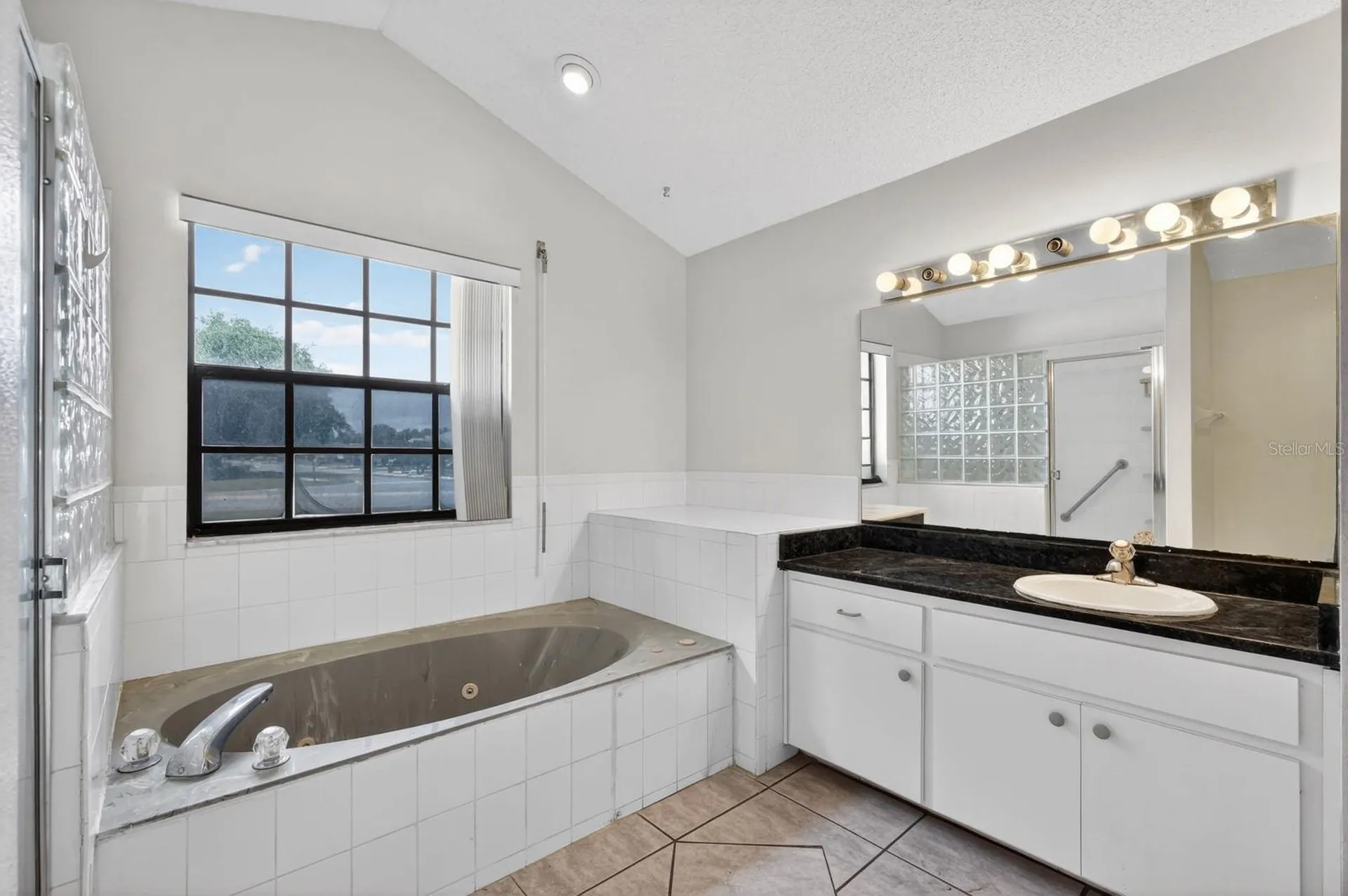 191 Roberts Road Edgewater FL 32141