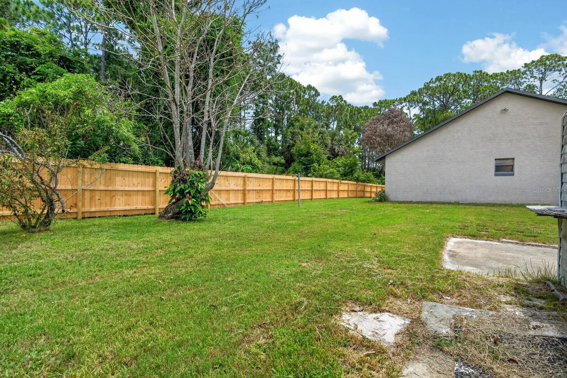 191 Roberts Road Edgewater FL 32141
