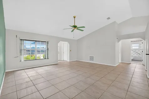 191 Roberts Road Edgewater FL 32141