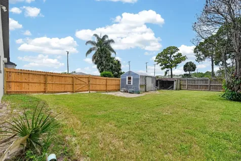 191 Roberts Road Edgewater FL 32141