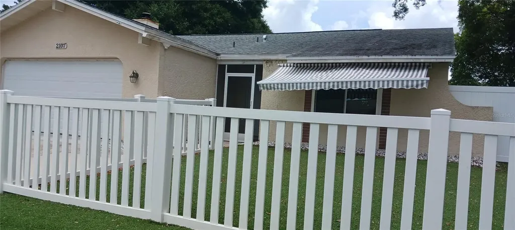 2107 Grove Valley Avenue Palm Harbor FL 34683