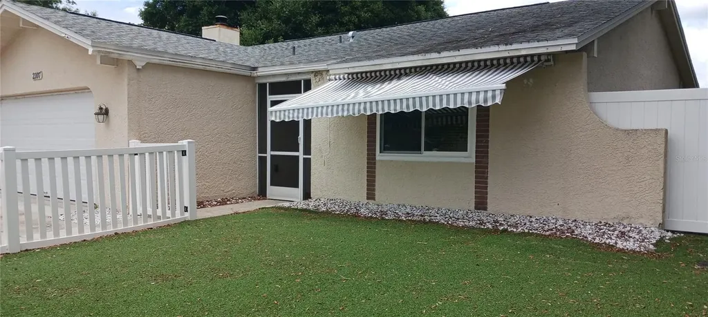 2107 Grove Valley Avenue Palm Harbor FL 34683