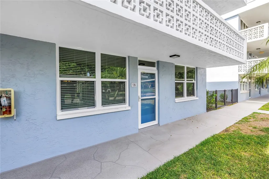 4715 Bay Street NE St Petersburg FL 33703