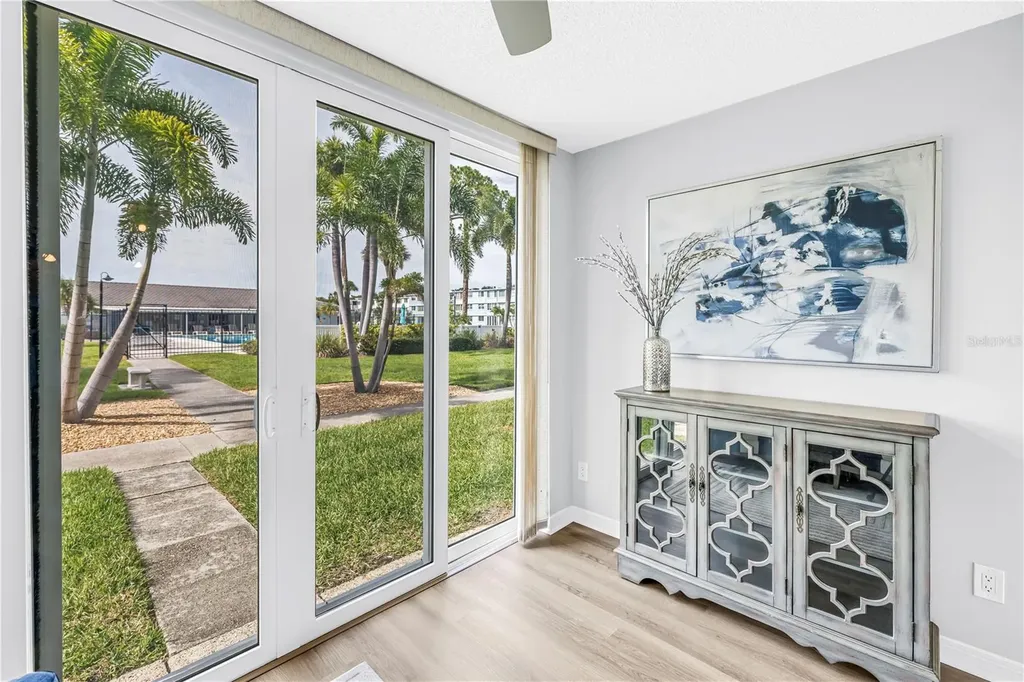4715 Bay Street NE St Petersburg FL 33703