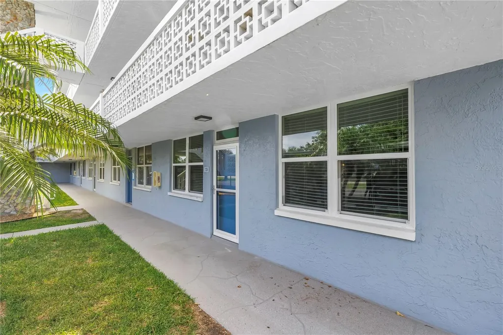 4715 Bay Street NE St Petersburg FL 33703