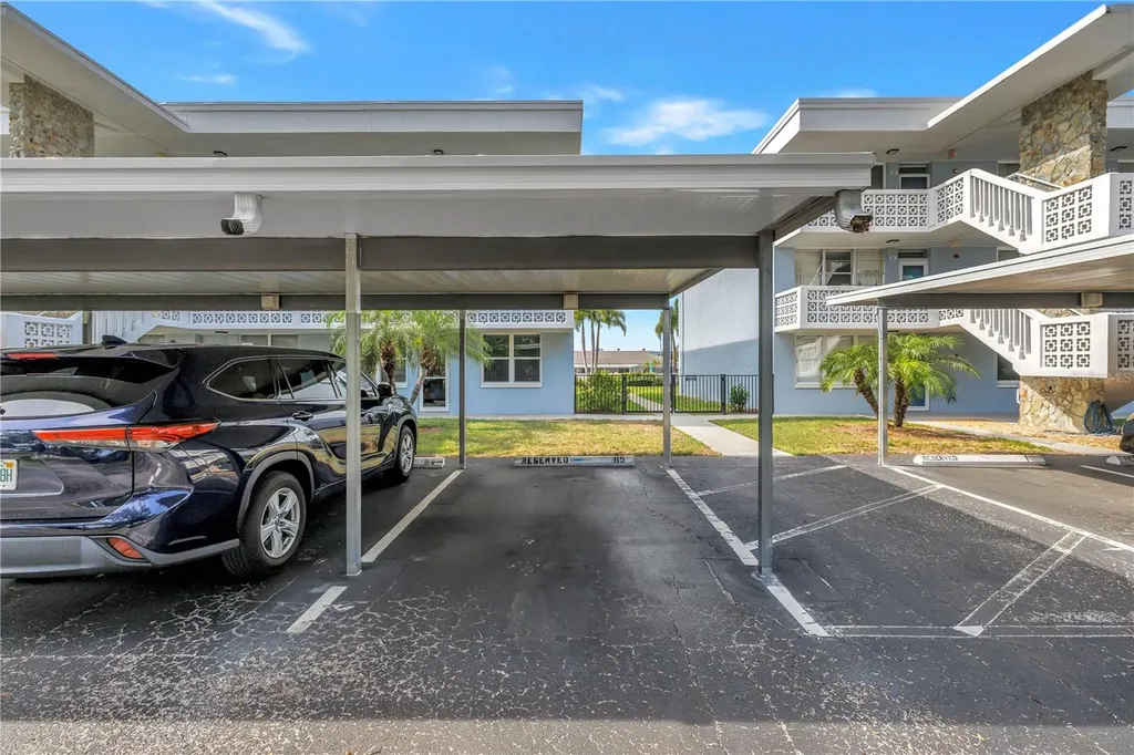 4715 Bay Street NE St Petersburg FL 33703