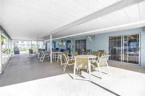 4715 Bay Street NE St Petersburg FL 33703