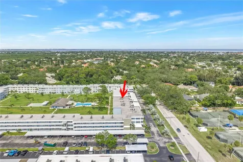 4715 Bay Street NE St Petersburg FL 33703