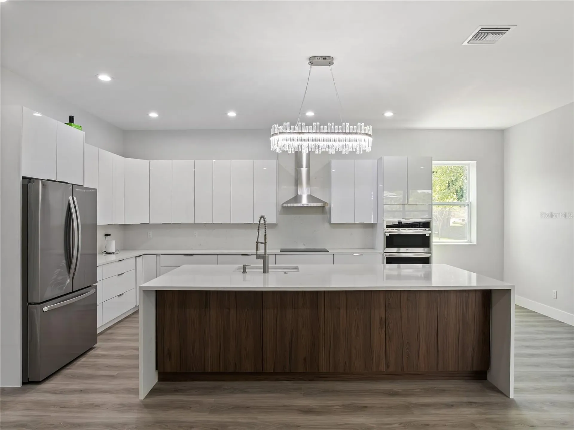1190 W Lakeshore Drive Clermont FL 34711