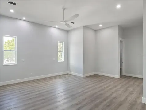 1190 W Lakeshore Drive Clermont FL 34711