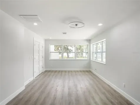1190 W Lakeshore Drive Clermont FL 34711
