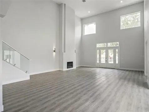 1190 W Lakeshore Drive Clermont FL 34711