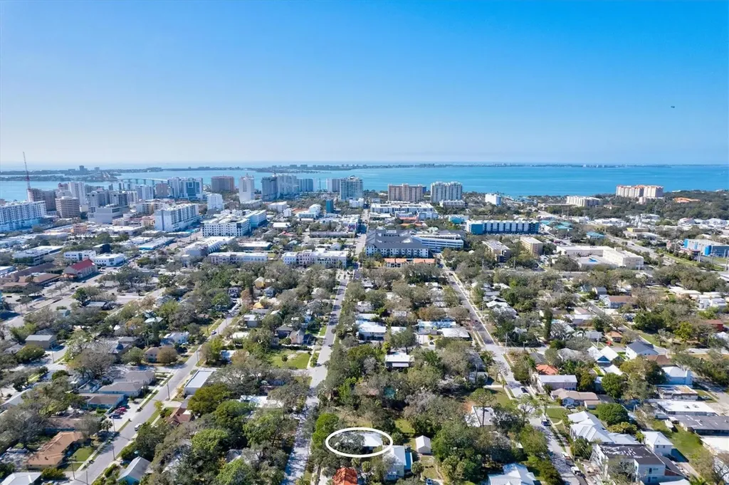 1751 6th Street Sarasota FL 34236