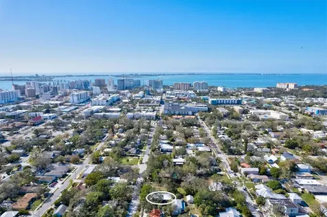 1751 6th Street Sarasota FL 34236