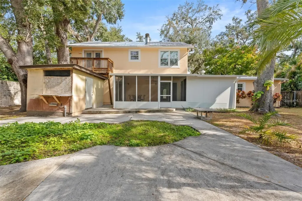 315 Wooten Road Lutz FL 33548