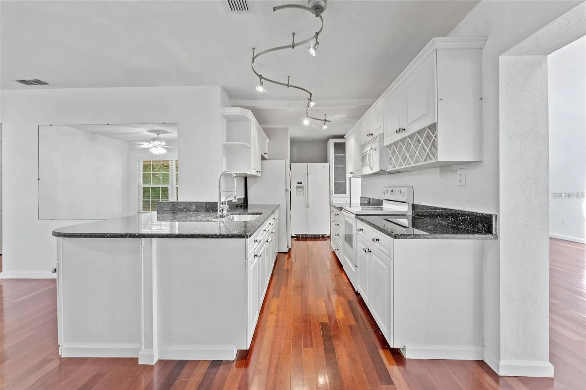 315 Wooten Road Lutz FL 33548