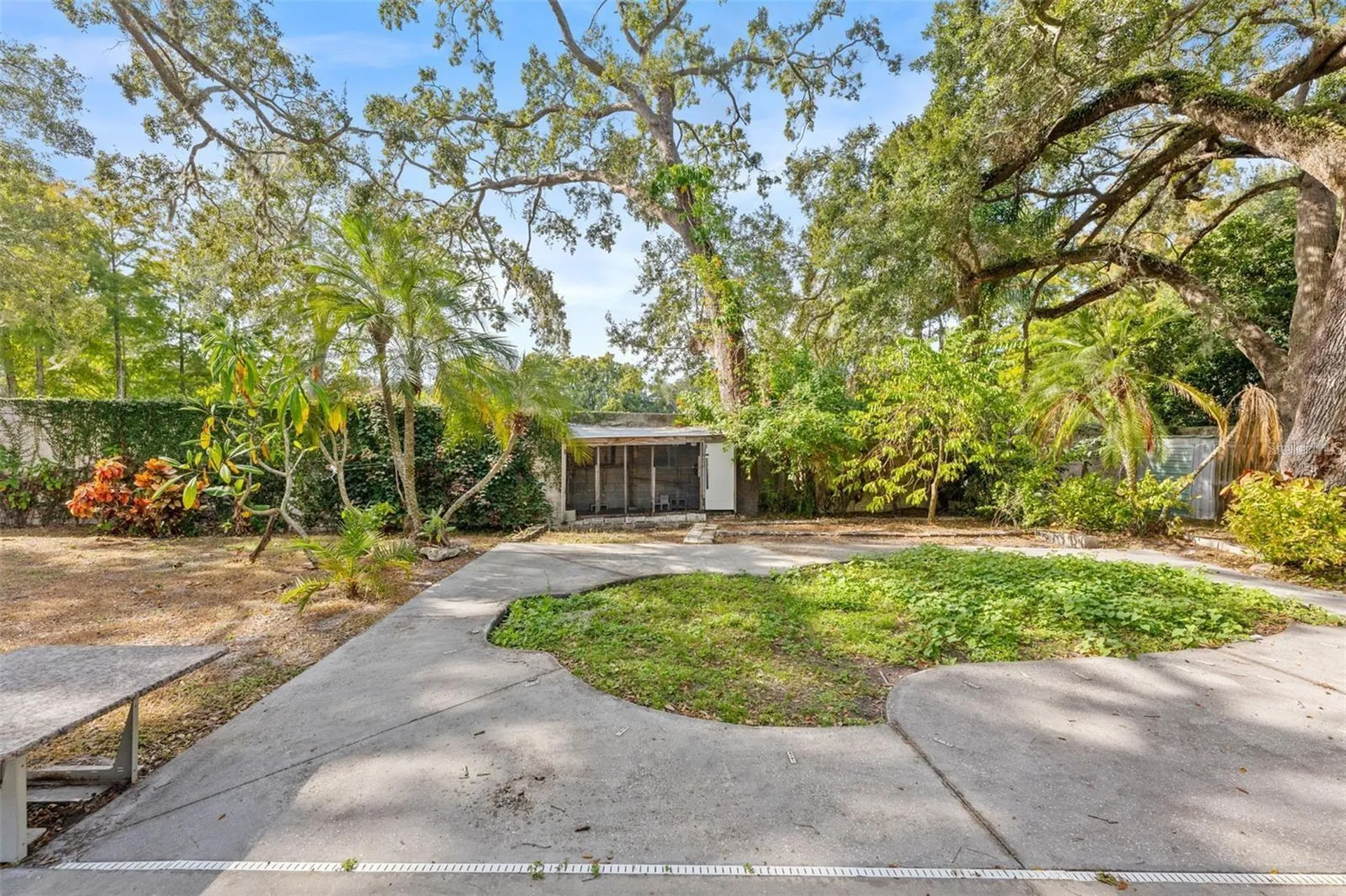 315 Wooten Road Lutz FL 33548
