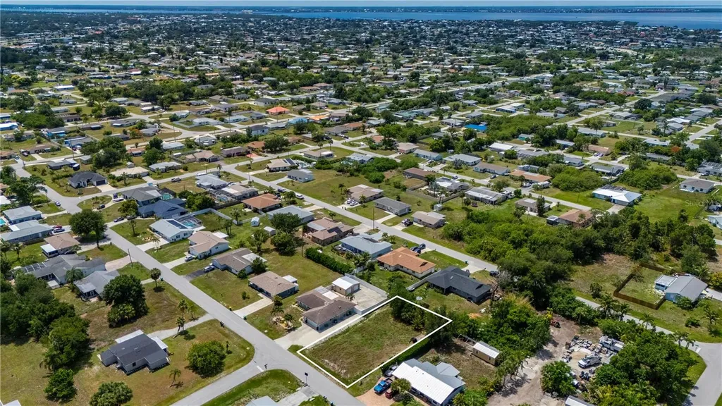 209 Cypress Avenue NW Port Charlotte FL 33952