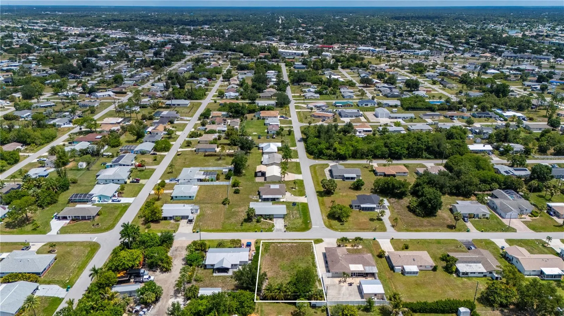 209 Cypress Avenue NW Port Charlotte FL 33952
